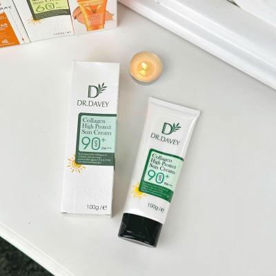 کرم ضد آفتاب دکتر دیوی حاوی آلوئه ورا SPF 90 حجم 100 میل