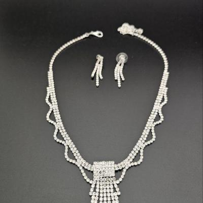 سرویس عروس | دارای تنوع بالا