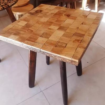 میز عسلی با تیکه های چوب کاج