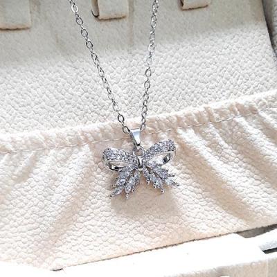 گردنبند پاپیون سوارسکی