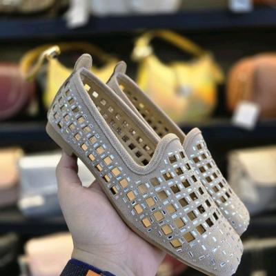 بابت نگین زنانه