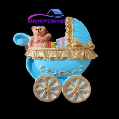 گیفت نوزادی طرح کالسکه پشت تخت