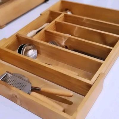 جاقاشقی ریلی چوبی، جاقاشقی کابینتی