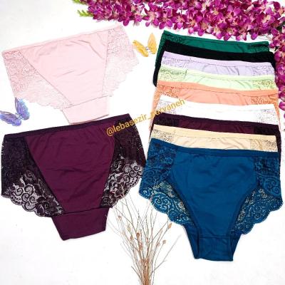 شورت نخی پشت گیپور سایز دو ایکس