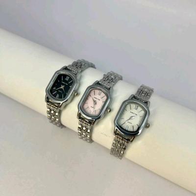 ساعت مچی زنانه بابل تایم شرکتی