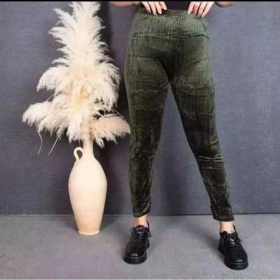 شلوار مخمل زنانه خارجی مخمل طرح کبریتی ازبرند معتبر نانو فری سایز تا50