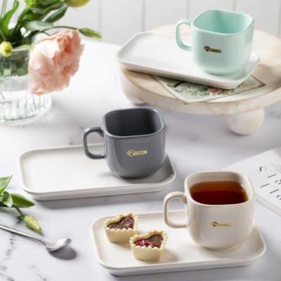 فنجان زیره دار رنگی RK