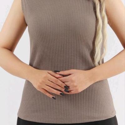 تاپ یقه ایستاده