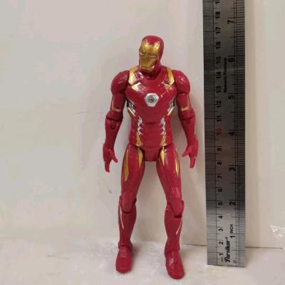اکشن فیگور مرد آهنی، باکیفیت و مفصلی