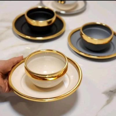 پیاله و پیش دستی