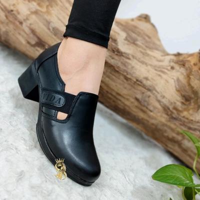 کفش طبی اداری مدل لوین