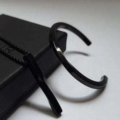 ست گردنبند و دستبند مردانه ( بنگل پیچ )