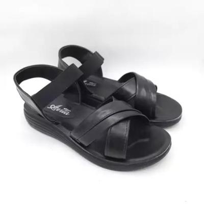 صندل زنانه چرم مدل آویتا | زیره پیو تزریقی، سبک و نرم، قالب استاندارد