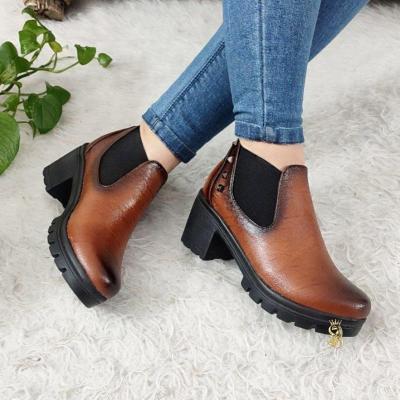 نیم بوت زنانه مدل هستی