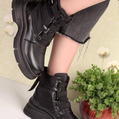 نیم بوت زنانه کاپشنی کشی لژدار رنگ مشکی سایز بندی 37 تا40