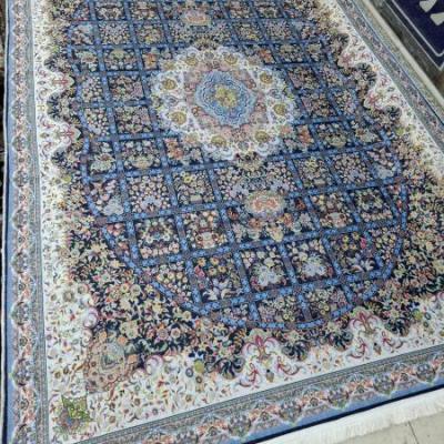 فرشینه مخمل 6 متری با زیره لاتکس اصل و ریشه‌دار هزینه ارسال پس کرایه