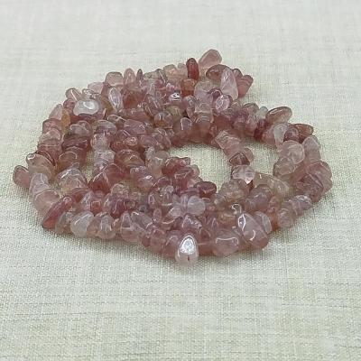 ریسه سنگ کوارتز توت فرنگی شکسته (طول ریسه 40 سانتیمتر است)