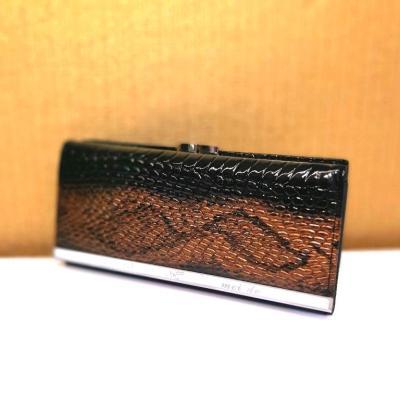 کیف پول زنانه