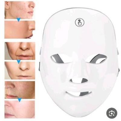 دستگاه جوانساز صورت ماسک ال ای دی نقابی مدل شارژی