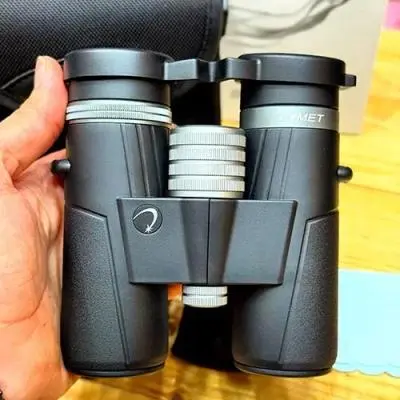 دوربین دوچشمی کامت COMET 10×32