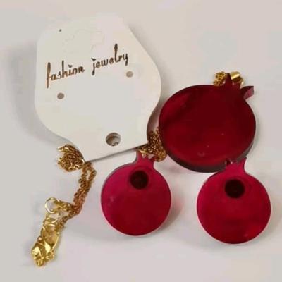 نیم ست گردنبند و گوشواره انار جنس رزین اپوکسی