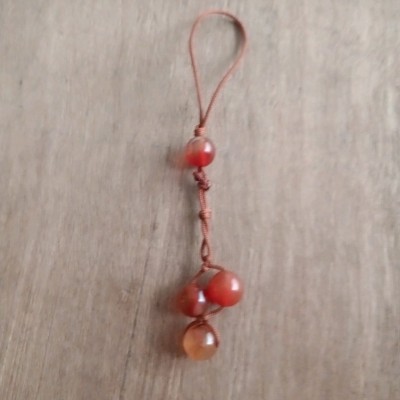 آویز فلش وموبایل و همچنین آویز سویچ