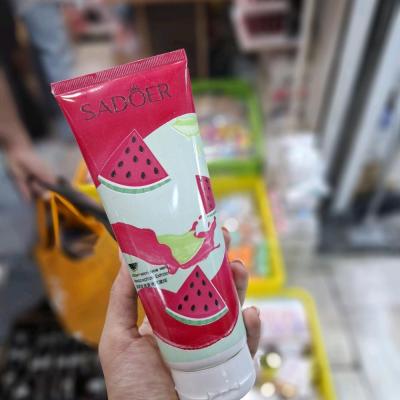 کرم تغذیه کننده بدن با عصاره هندوانه