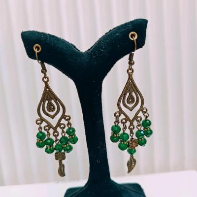 گوشواره سنتی آویزدار سبز