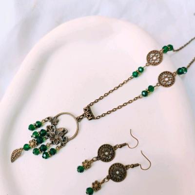 ست گردنبند و گوشواره سنتی سبز