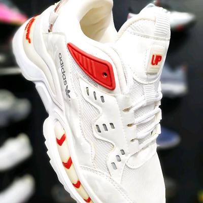 کتانی آدیداس