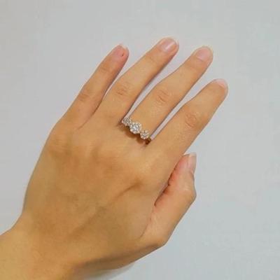 انگشتر طرح طلا نگینی کد 701