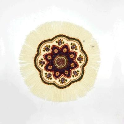 رومیزی پته دوزی مدل گندم رنگ سفید 25 سانتی