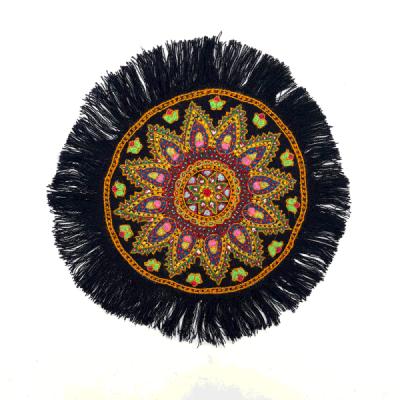 رومیزی پته دوزی طرح خورشیدی رنگ سورمه ای 25 سانتی