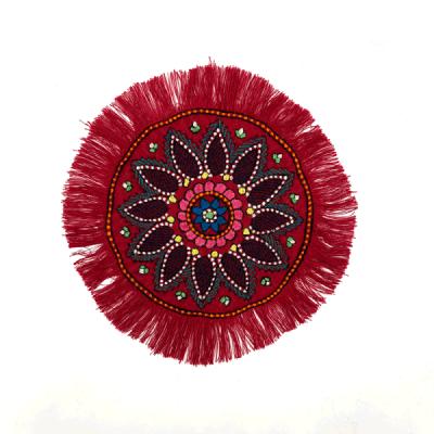 رومیزی پته دوزی طرح خورشیدی رنگ لاکی 25 سانتی