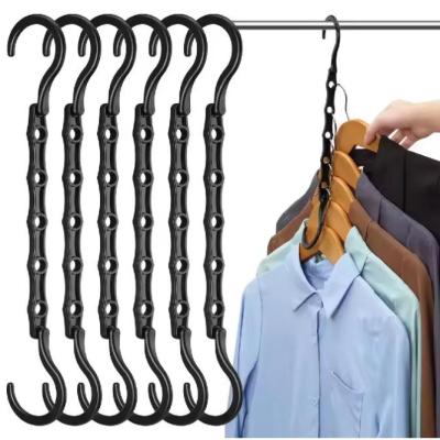 آویز چند کاره لباس