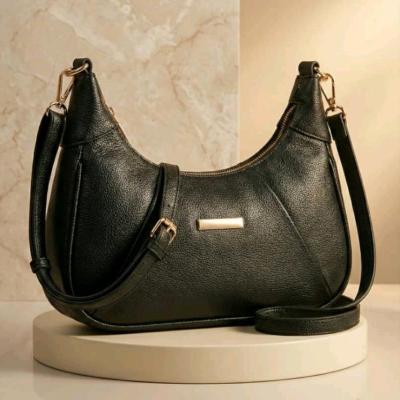 کیف دوشی اسپرت مدل قایقی