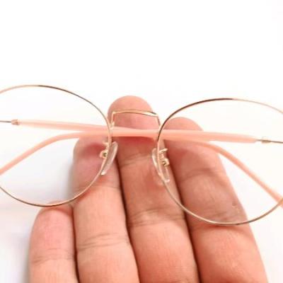عینک طبی دخترانه رنگ طلایی