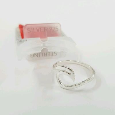 انگشتر نقره عیار 925 طرح موج ، کار فوق‌العاده حرفه ای ، عیار حک شده