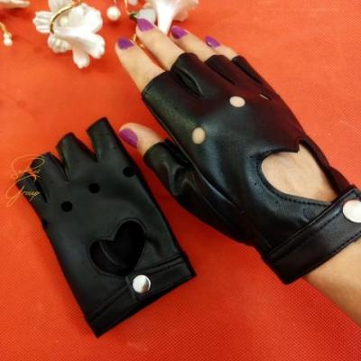 دستکش چرم قلبی LE20057