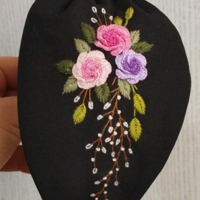 تل سر گلدوزی شده با دست