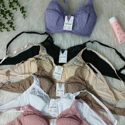 سوتین گیپور زیرفنری اسفنجی