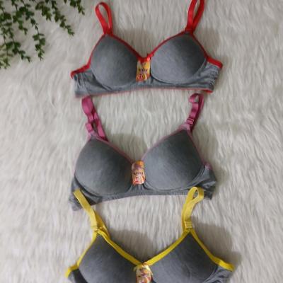 سوتین اسفنجی نخپنبه