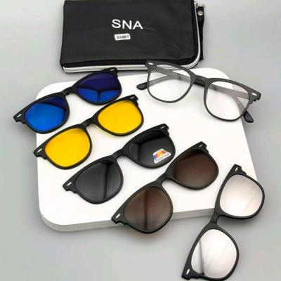 عینک طبی 5 کاوردار کد 2346