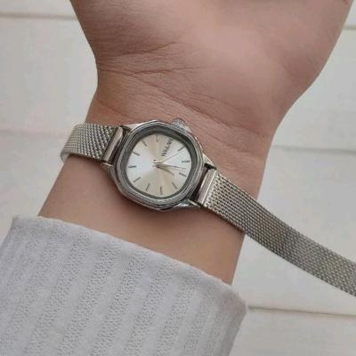 ساعت دخترانه والار بند حصیری Walar