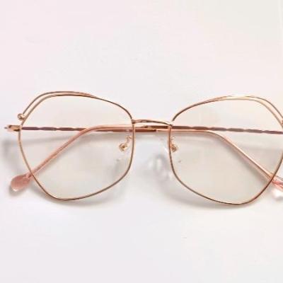 عینک دخترانه طرح دار عینک زنانه