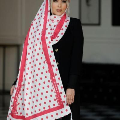 شال نخی منگوله دار