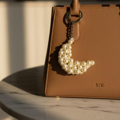 جاکلیدی و آویز کیف ماه مرواریدی سه بعدی