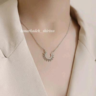 گردنبند استیل و رنگ ثابت نقره ای خورشید-153925