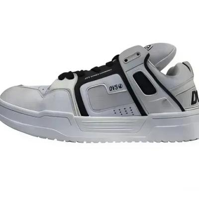 کتونی مردانه اسپرت (DVS) سفید مشکی کد 3122