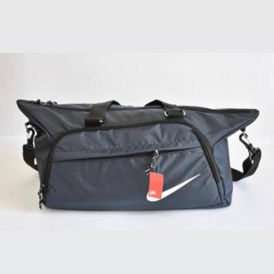 ساک ورزشی نایک سرمه ای با بند رودوشی و ضدآب کامل